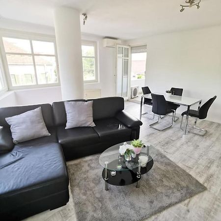Bright, Spacious Apartment 3 Bedroom, Garage Budapešť Exteriér fotografie